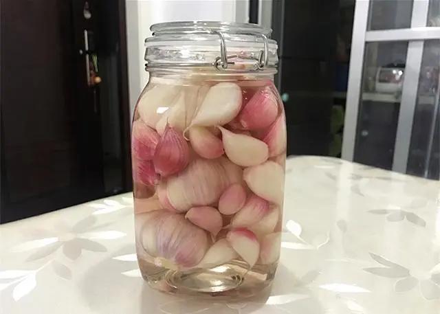 水晶糖蒜的做法大全视频,腌水晶糖蒜的做法