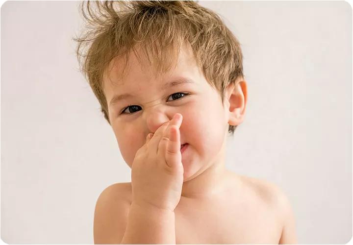 宝宝屁多还很臭是怎么回事,宝宝屁多觉少