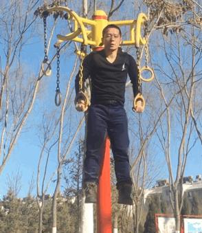 小区（户外）最常见的12款健身器材，看下你能玩转几个？