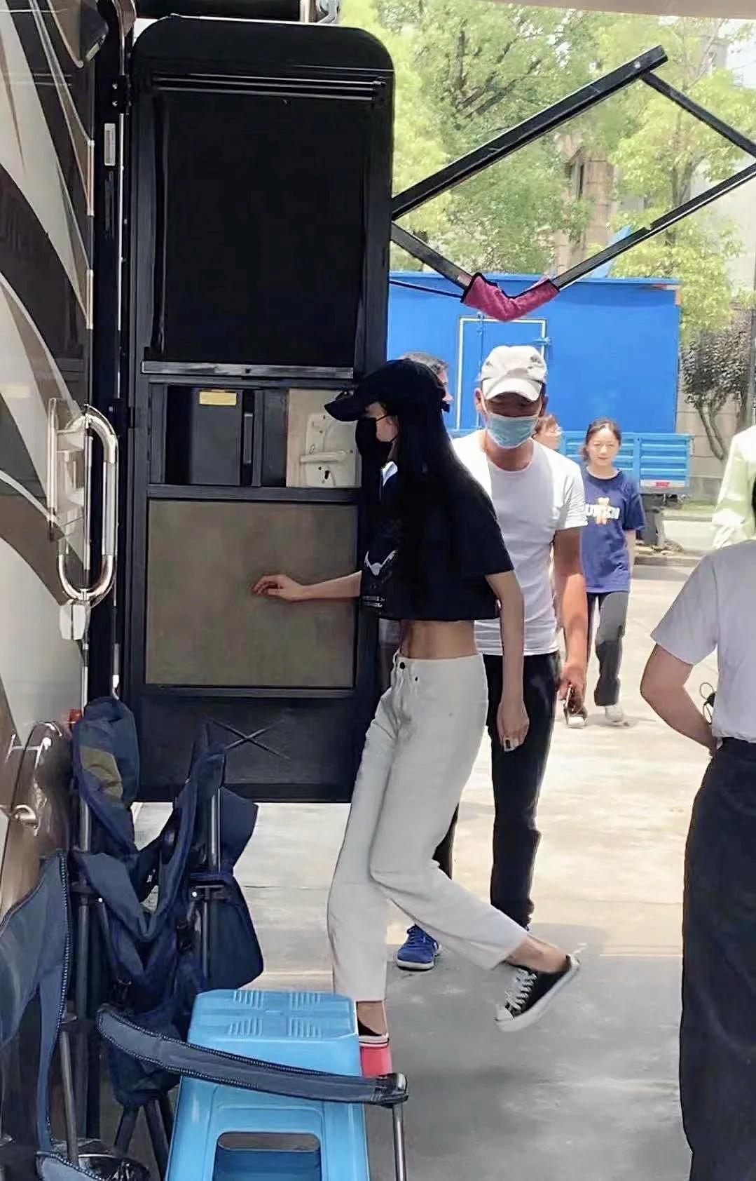 P的、做的、医美的，她们的腹肌有没有真的？