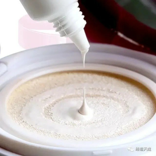 气垫的正确使用方法持妆,气垫的正确使用方法不浮粉