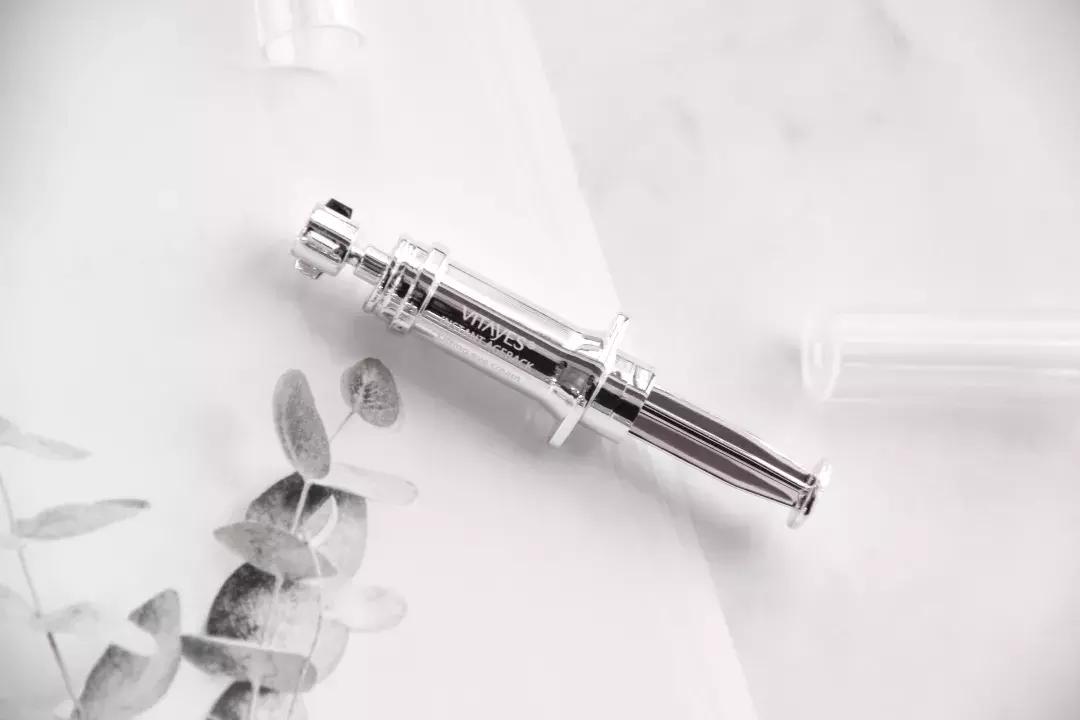 护肤黑科技顶级医美,用黑科技去除眼袋肿了十天