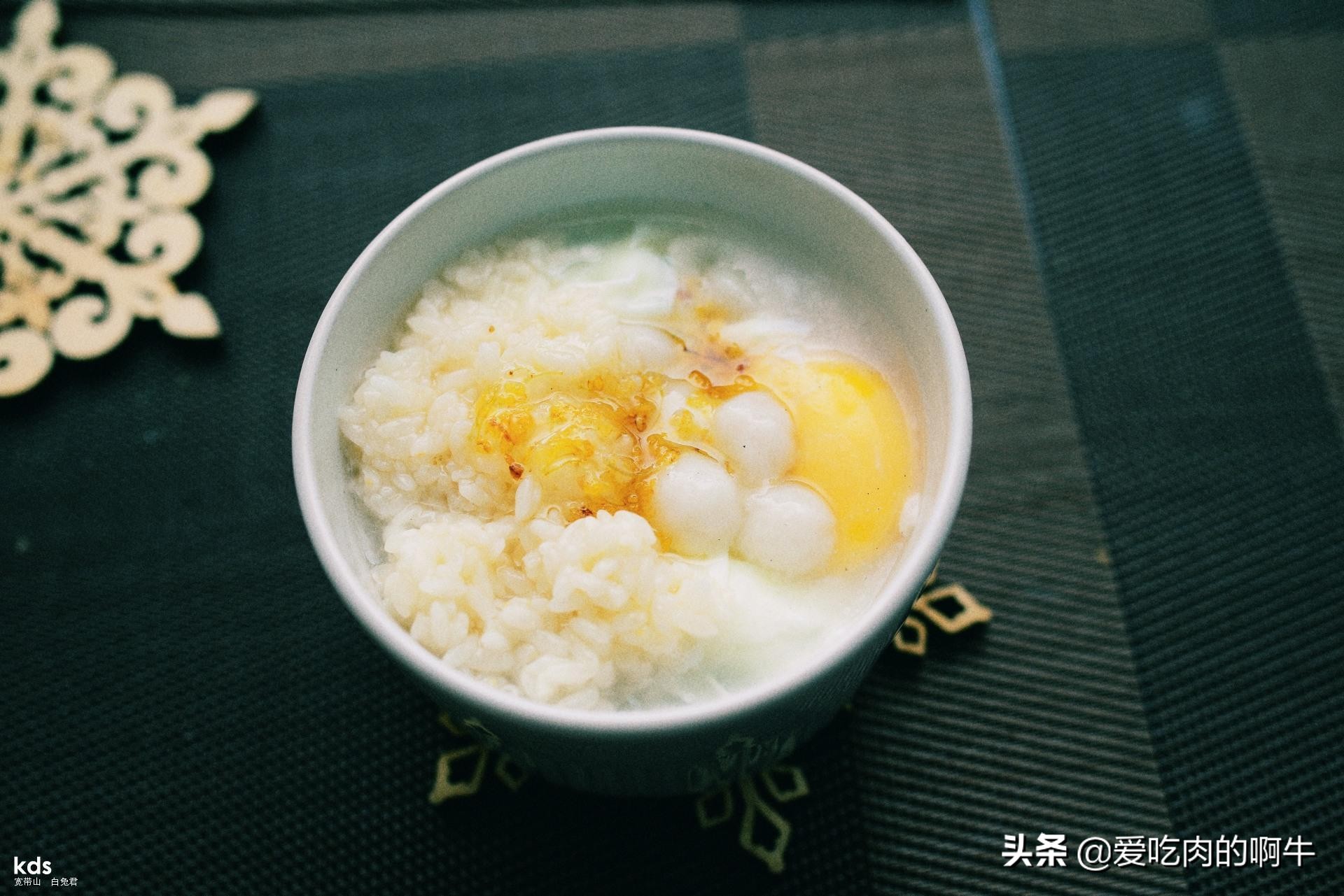 桃胶的正确做法和吃法图片,春天摘桃胶