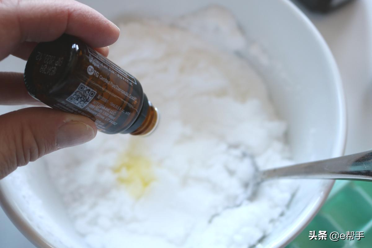 马桶清洁尿垢球,马桶清洁自制瓶子