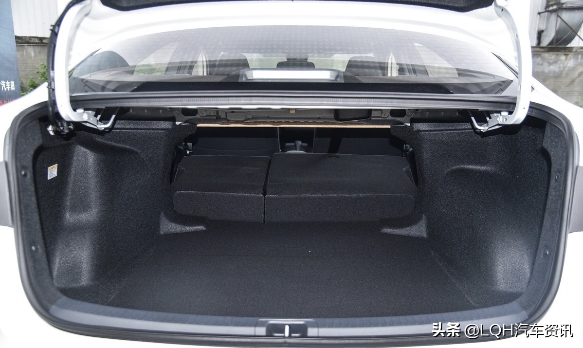 丰田最省油汽车百公里3.9升,丰田省油到极致的混动