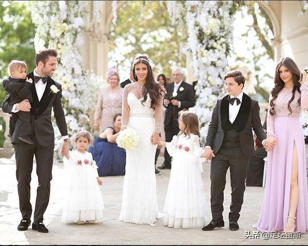 小法妻子丹妮埃拉,小法梅西孩子