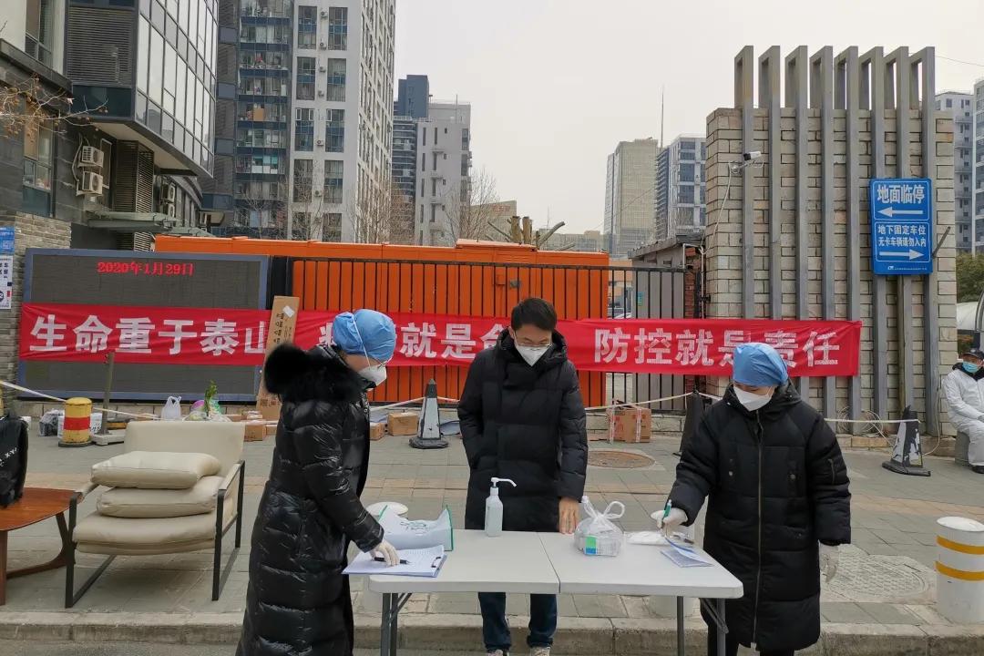 鍙屼簳棣栧煄鍥介檯,棣栧煄鍥介檯鍙屼簳