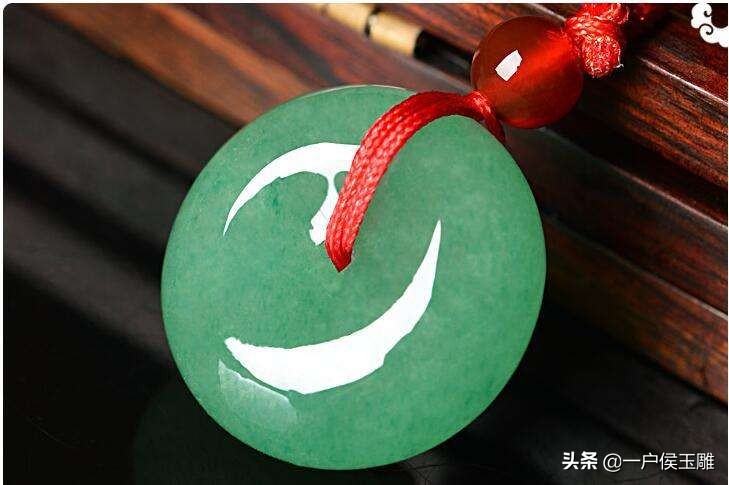 张冠李戴否认了事物的特殊性,张冠李戴与偷换概念的区别