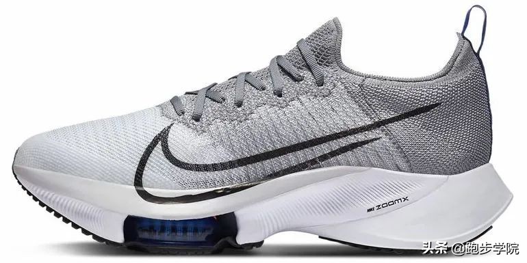 小学生跑鞋推荐男6-12岁nike带气垫,nike最值得买的几款鞋