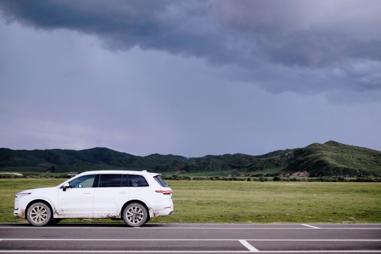 电动车也能满足梦想，开着理想ONE，从苏州到稻城，我成功了