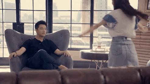 如果执着少女感、热衷话题度，佟丽娅的事业、口碑恐再难回到巅峰