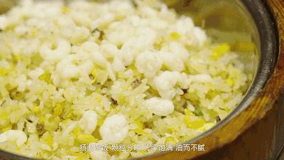 没有一份沮丧是蛋炒饭搞不定的，如果有就再来一碗