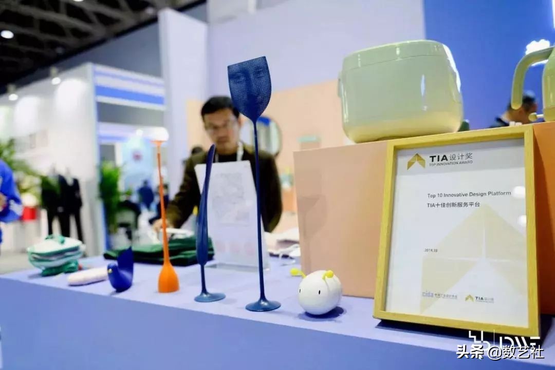 设计现代化智能新款动车,最具设计感的动车