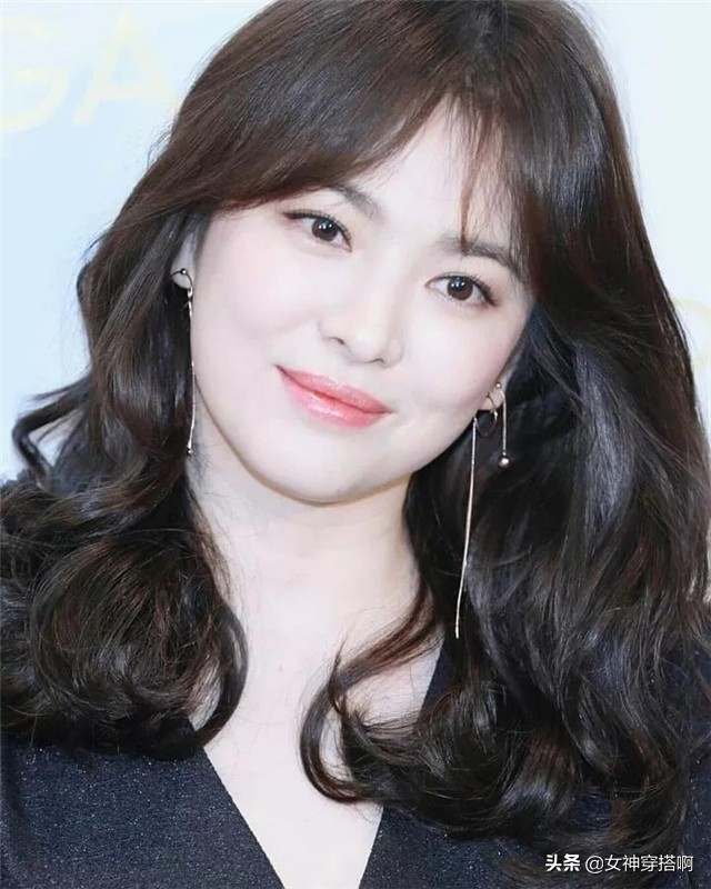 女性掉发严重头顶发际线稀疏,女人睡觉扎头发好吗