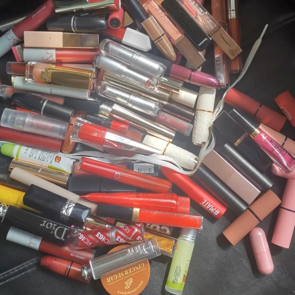 不掉色口红推荐平价小众,比较好用又平价的口红推荐