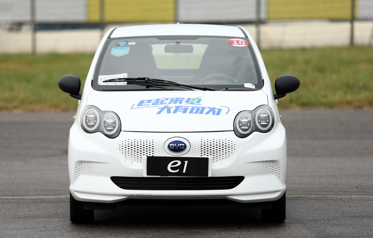 比亚迪e1乘坐空间测评,比亚迪微型车e1