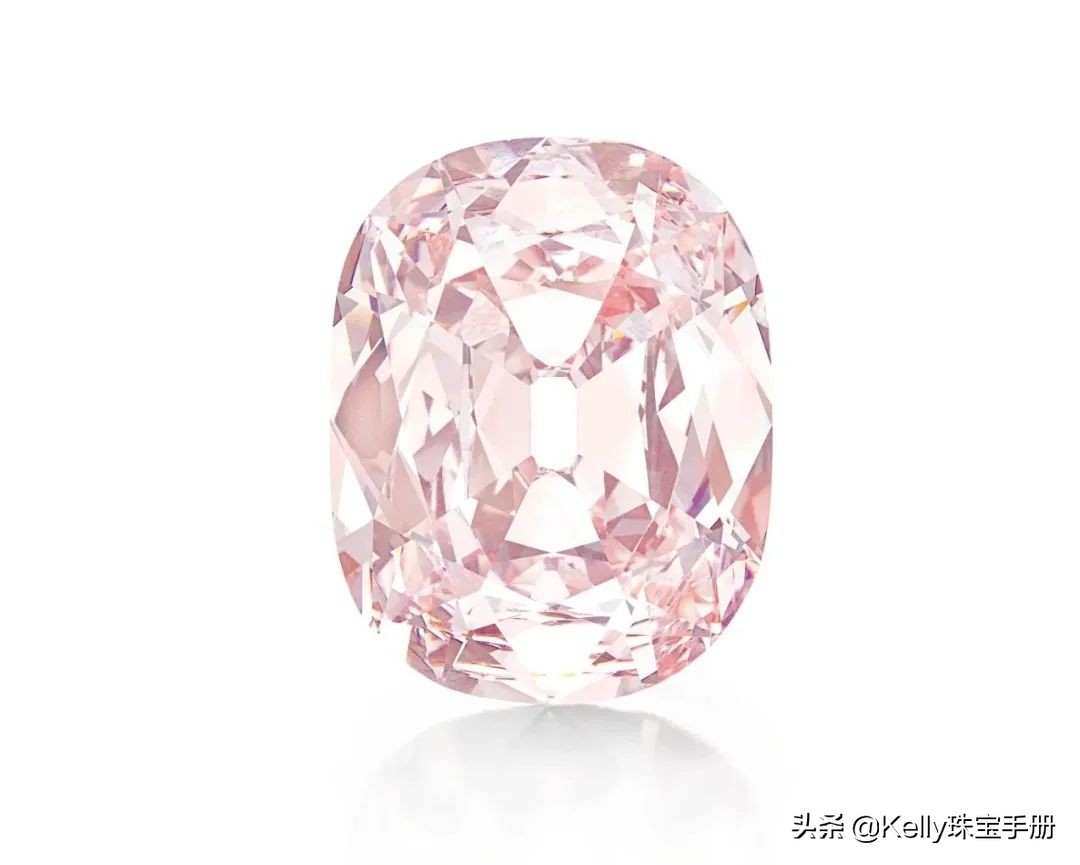 佳士得卖给卡塔尔皇室的4000万美金粉钻,是“被偷走的财产”?