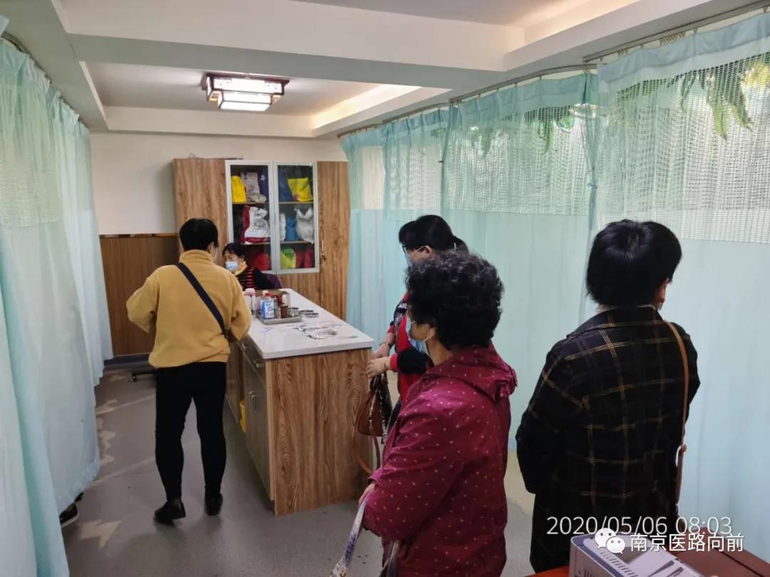 南京小行医院许迎照主任的一天