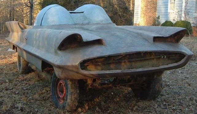 布鲁斯韦恩的蝙蝠车,布鲁斯韦恩开蝙蝠车