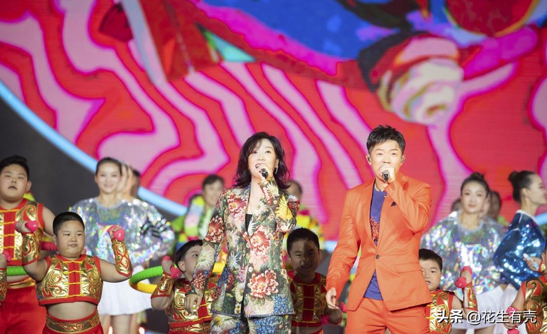 凤凰传奇曾毅和玲花现状,凤凰传奇曾毅和玲花接受采访