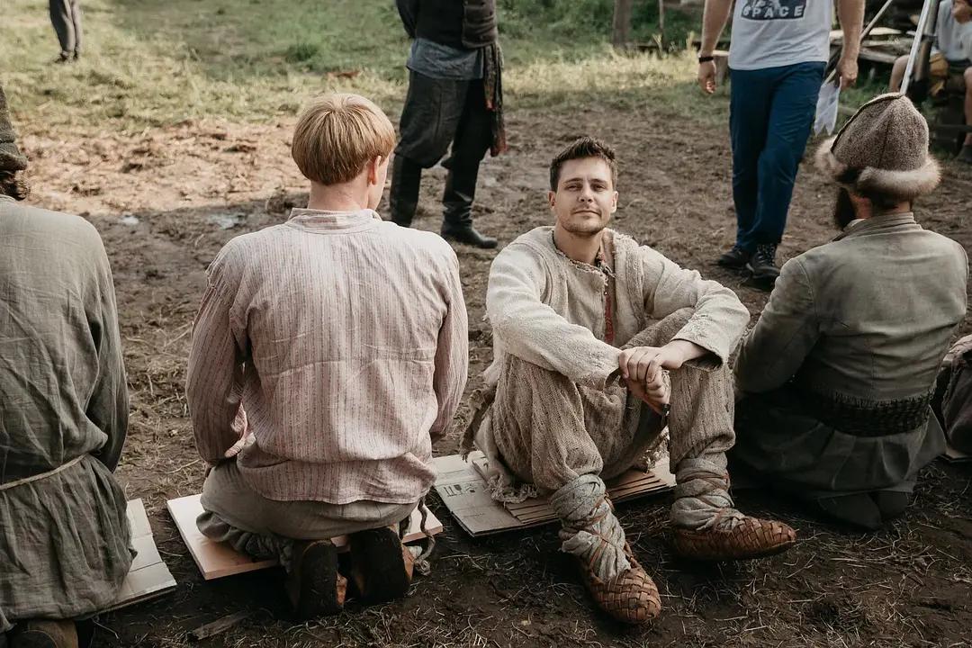 俄罗斯生活纪录片令人震惊的,揭秘富人奢靡生活的电影