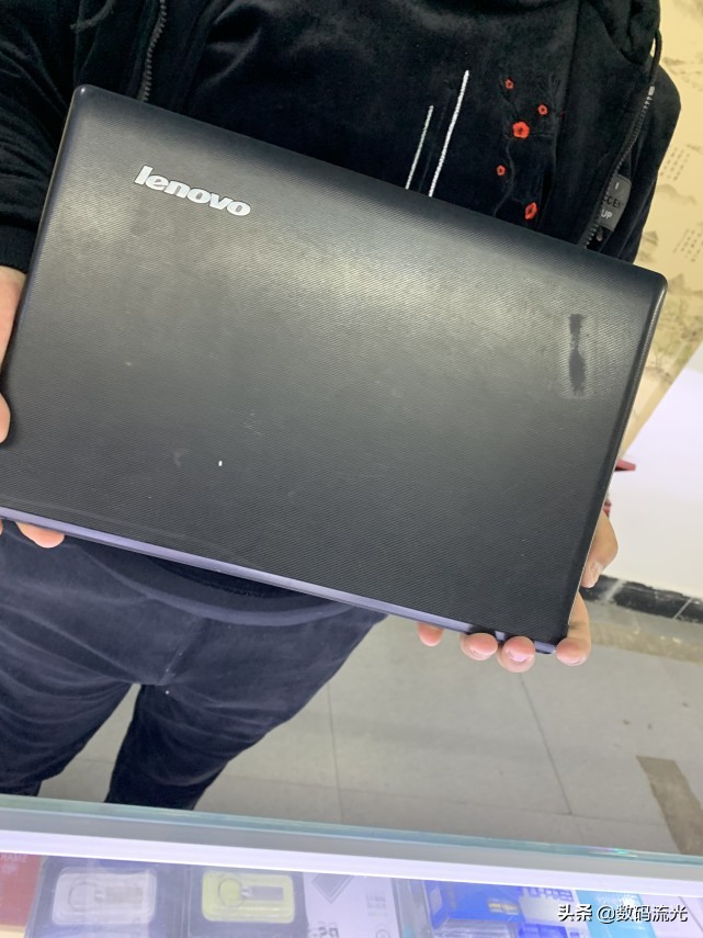 电脑摔了主板坏了,手提电脑摔一次主板坏了