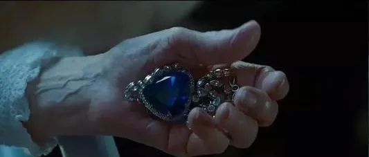 施华洛世奇为什么看起来那么廉价,施华洛世奇造的廉价美梦