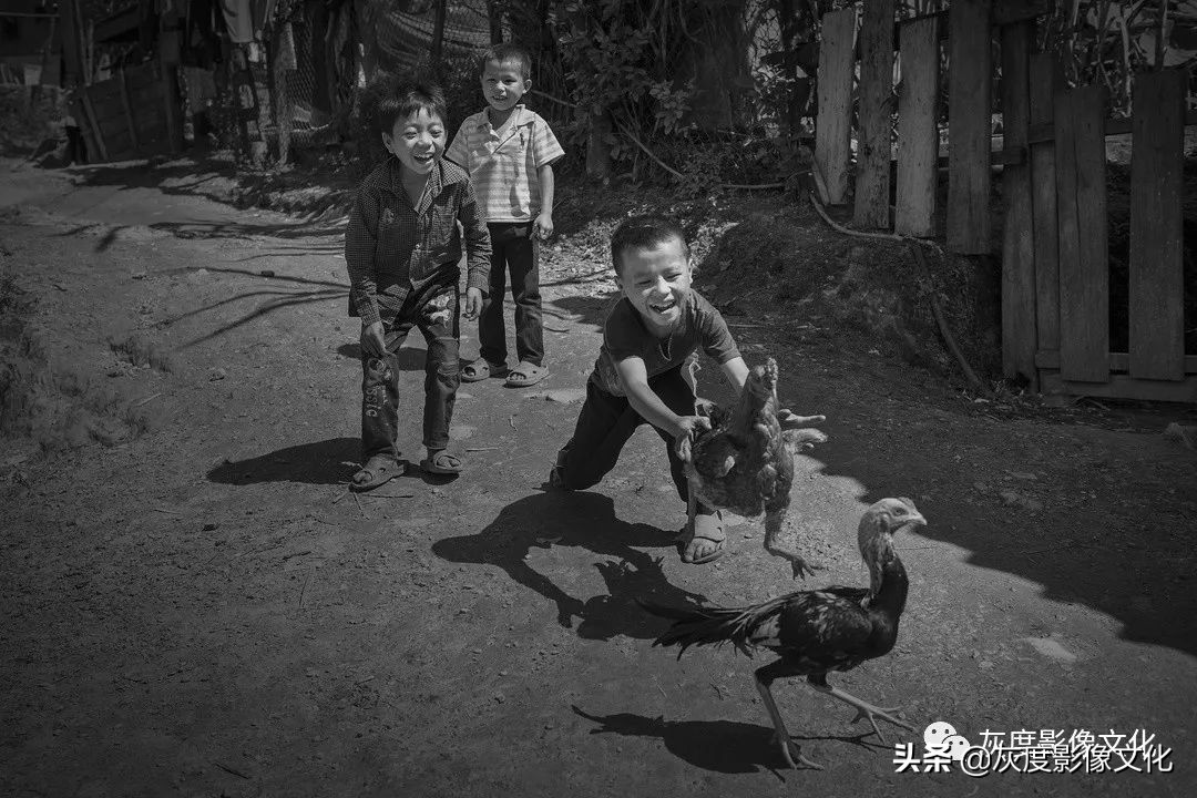 摄影人与自然和谐共生,摄影人像一生有爱