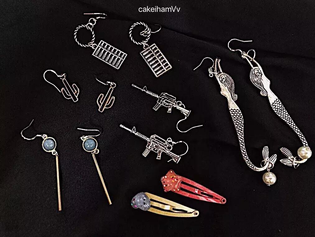 能给圣诞老人换衣服？这个圣诞嘉年华在搞什么名堂？！