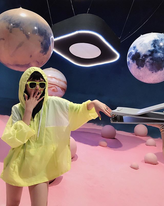 跟周扬青这样穿，打造甜酷女人味，难怪收服天王罗志祥，独得专宠