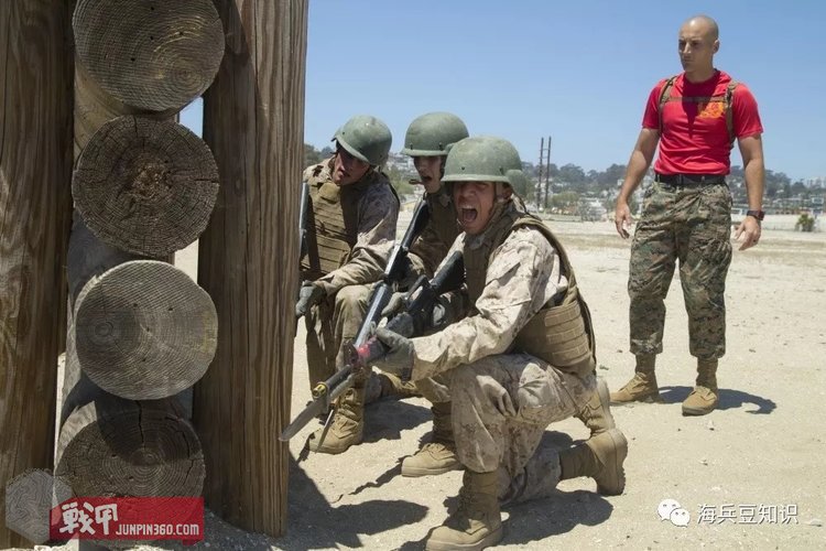 鎴樼敳杞伴福,鎴樼敳杞伴福鏃犳儳瑁呭浠嬬粛