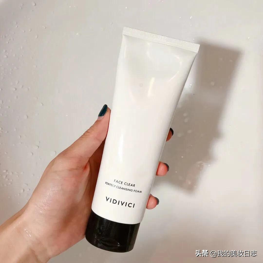 馥蕾诗洗面奶适合干敏皮吗,哪款洗面奶温和好用不刺激