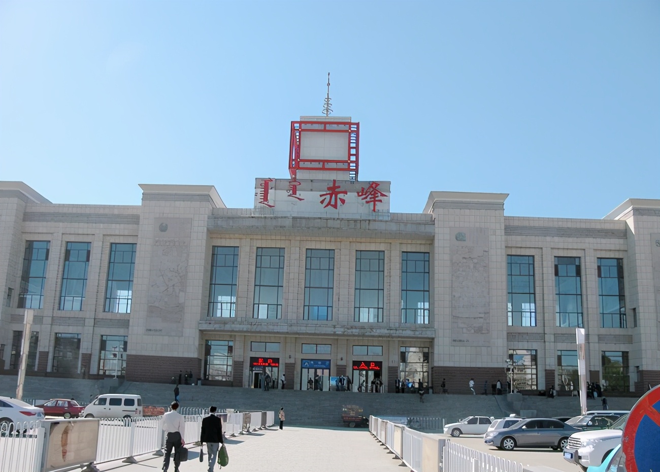 回忆过去的小学课本的视频,回忆五年前学校