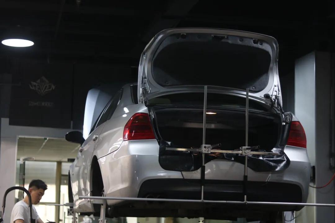 怪兽修车老车翻新,宝马e90325i