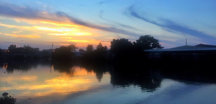 深圳广州哪个更宜居,广东省哪个城市经济最差