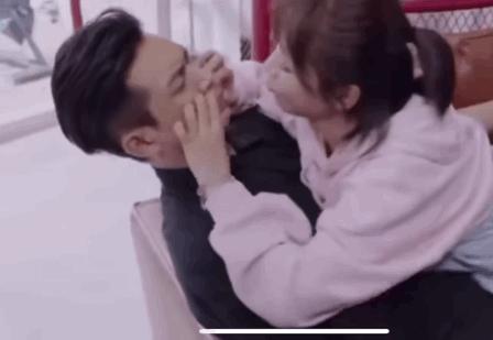 偶像剧甜蜜吻戏,现在偶像剧的吻戏是真吻吗