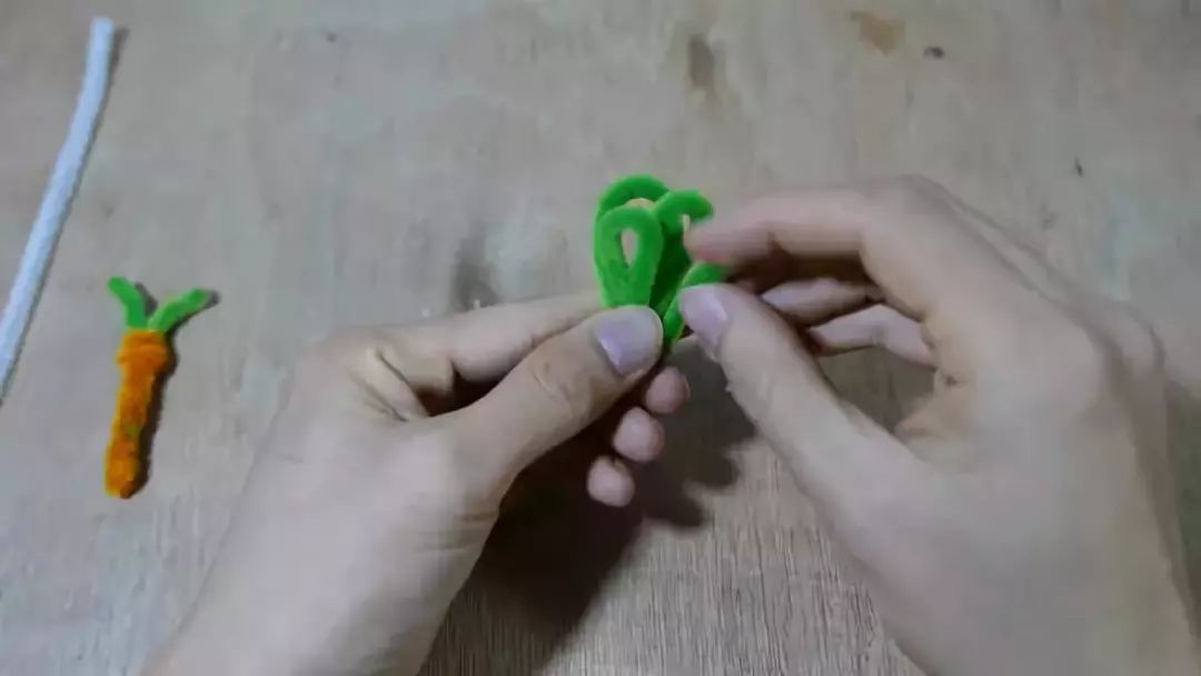 毛根扭扭棒手工制作过程图文,毛根扭扭棒手工制作教程过程图文