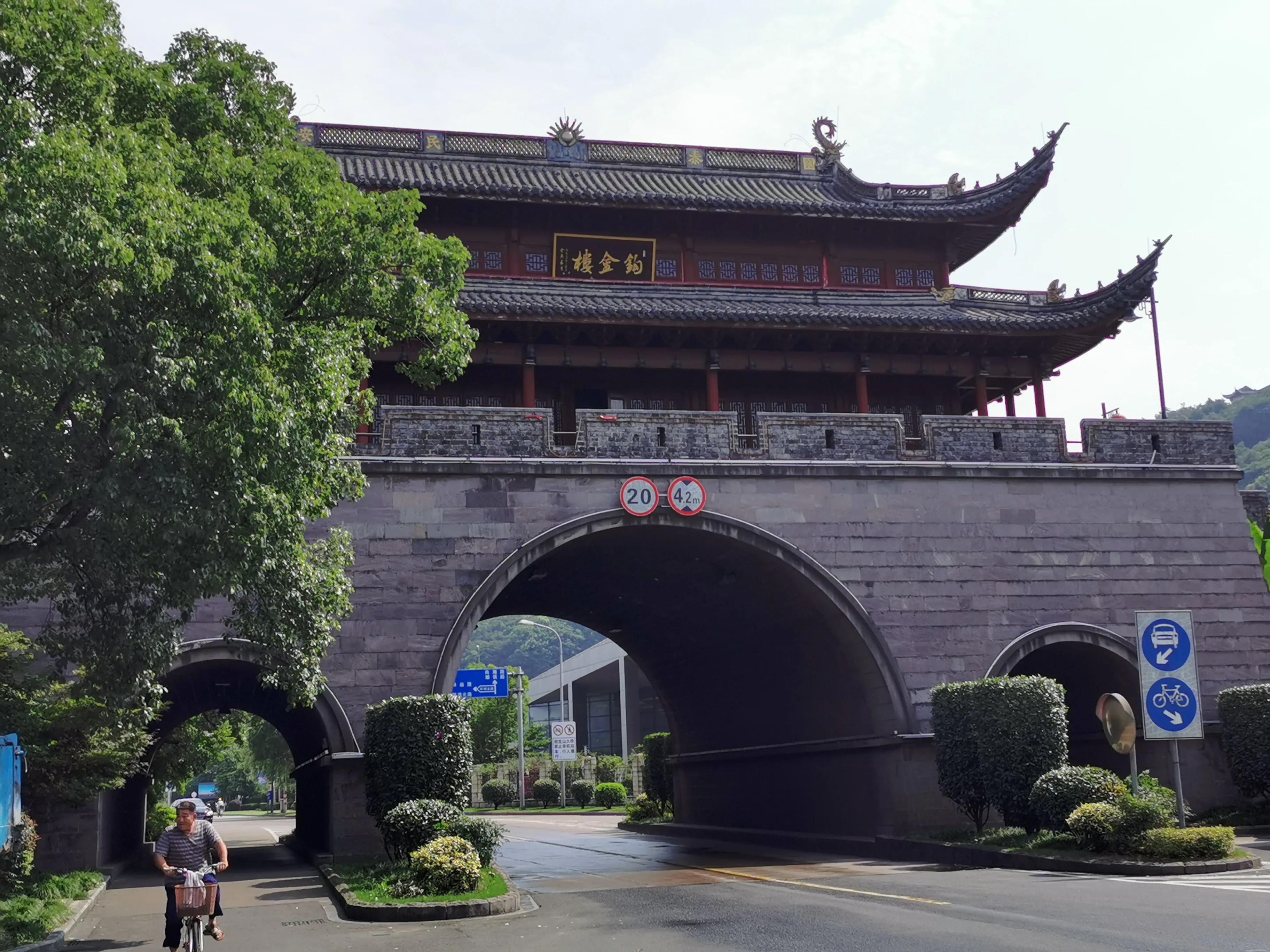 镇海区生活怎么样,镇海最好的地段是哪里