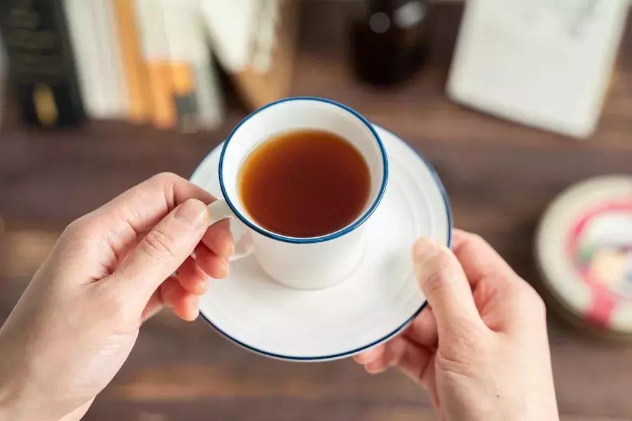 不喝没味道的白开水,不喝饮料是我最后的倔强