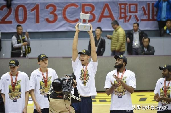 兄弟齐心，其利断金！广东十一冠盘点来了，哪一次最让您感动？