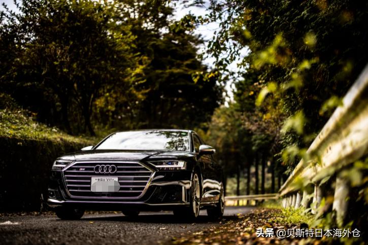 新奥迪s8提车,奥迪s8第一视角试驾