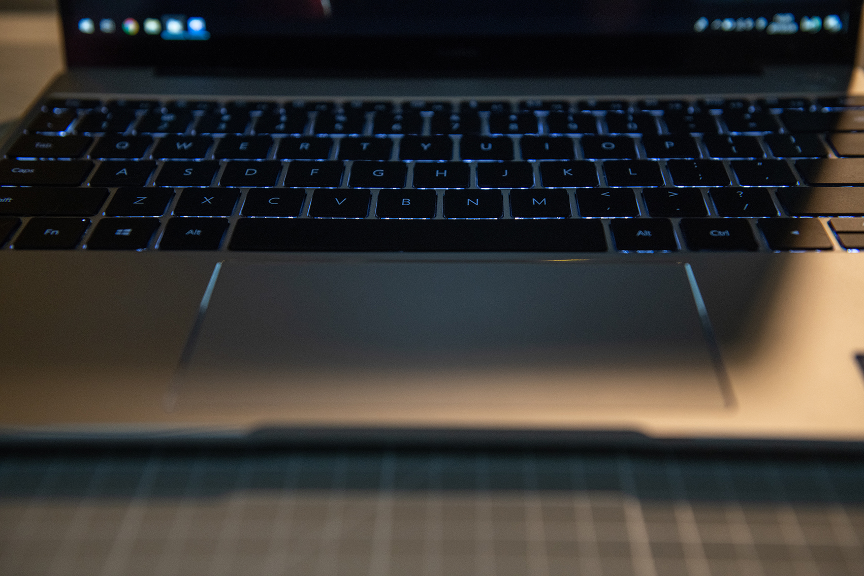 华为笔记本matebook 13攻略 (华为笔记本matebook13值得购买吗)