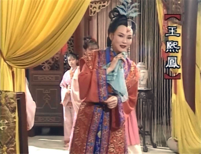 红楼梦87版10版演员对比,老版红楼梦演员照片对比