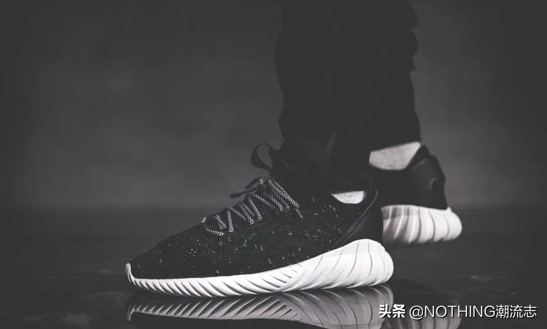 adidas阿迪达斯三叶草经典,三叶草德训系列鞋型大小区别