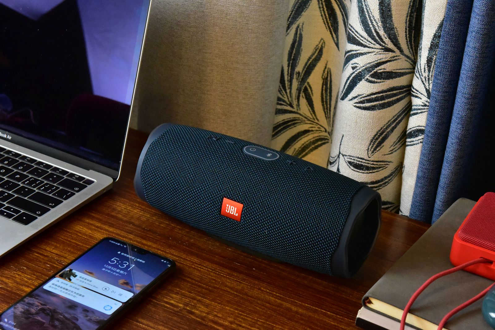 jbl冲击波4和冲击波5怎么选,jbl蓝牙音响低音为什么会这么强