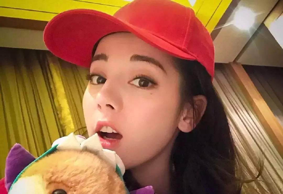 耐看的女孩五官特点,女生长相很正气的五官特点