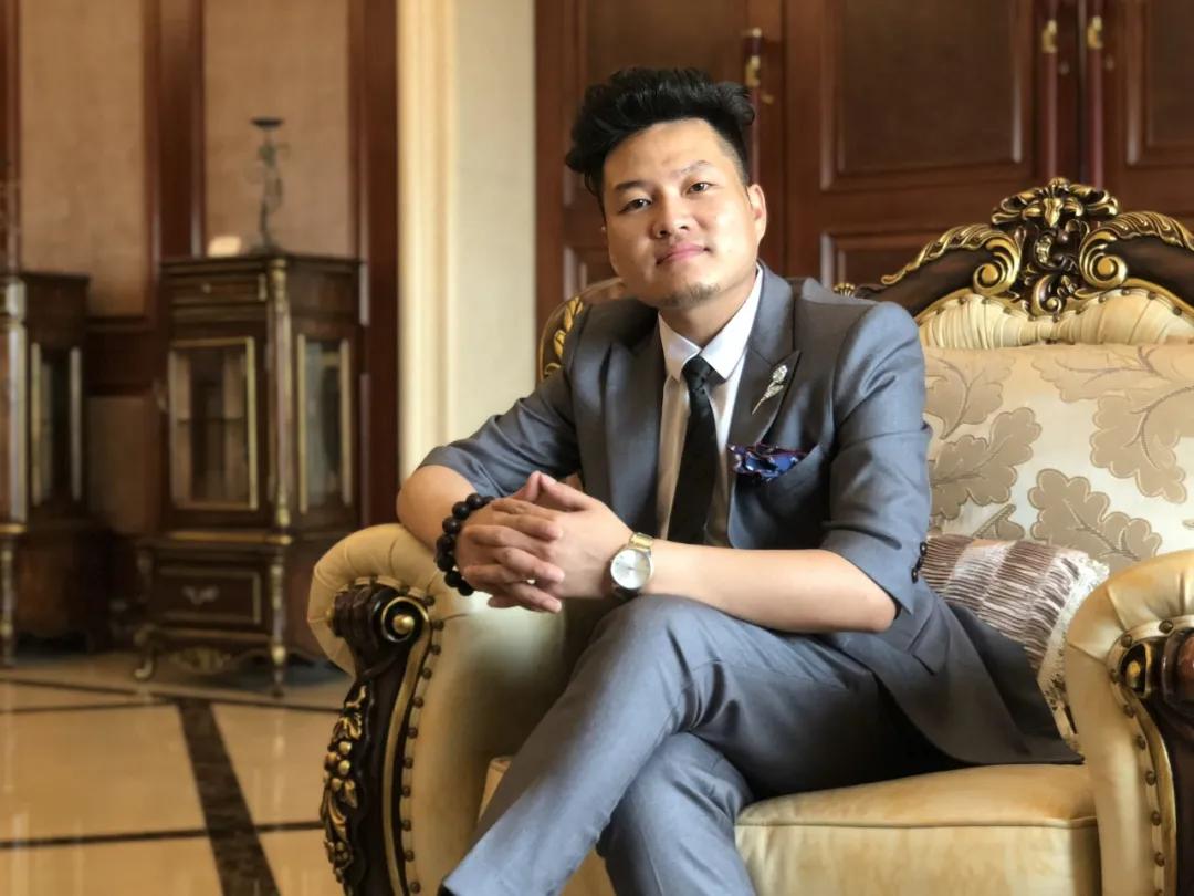 大牌的新衣丨6个家居圈当红“明星”坐镇名家具展，快来围观