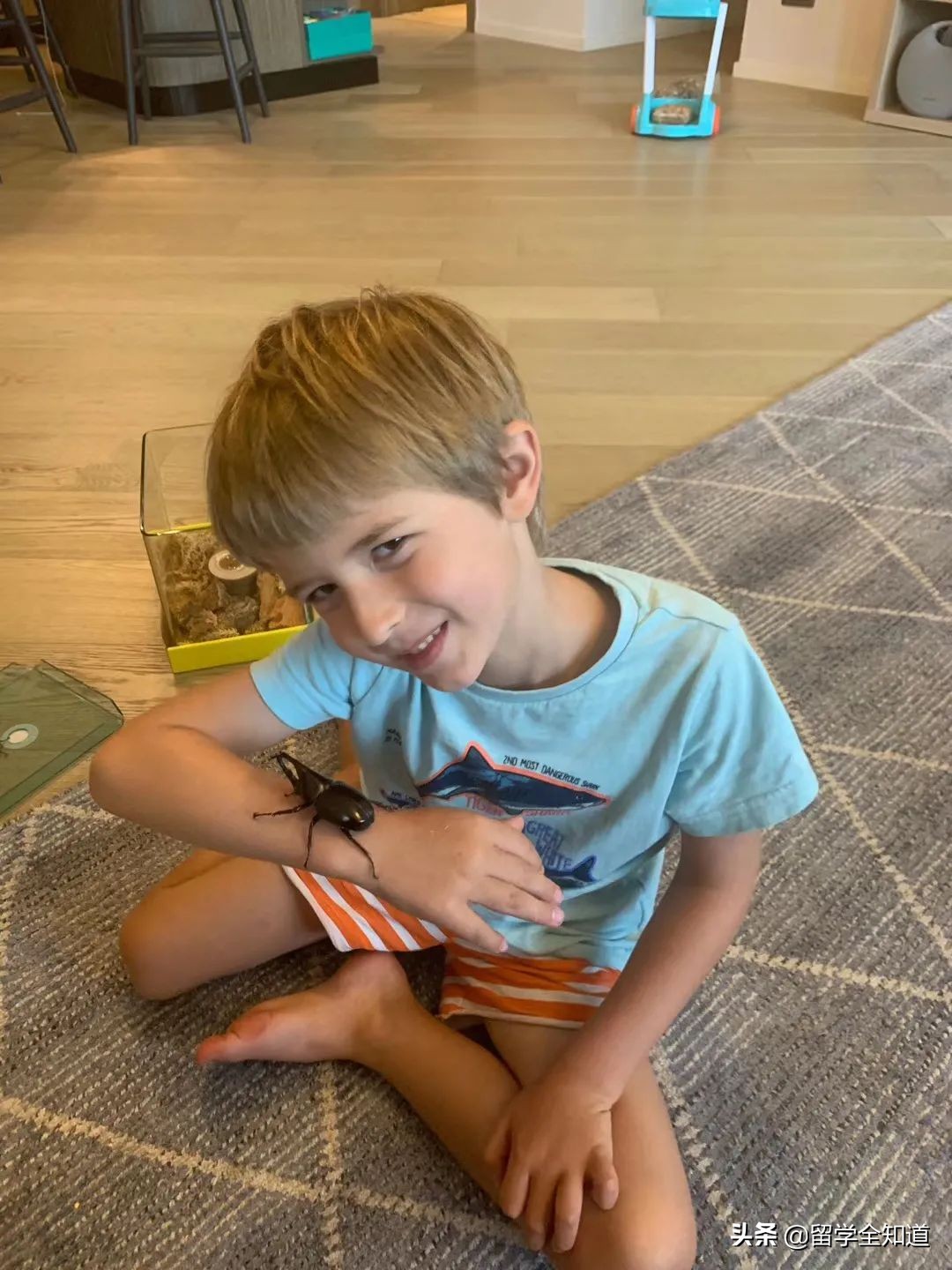 扎根中国18年，创业还带3个娃，这位英国超人妈妈大写的高能