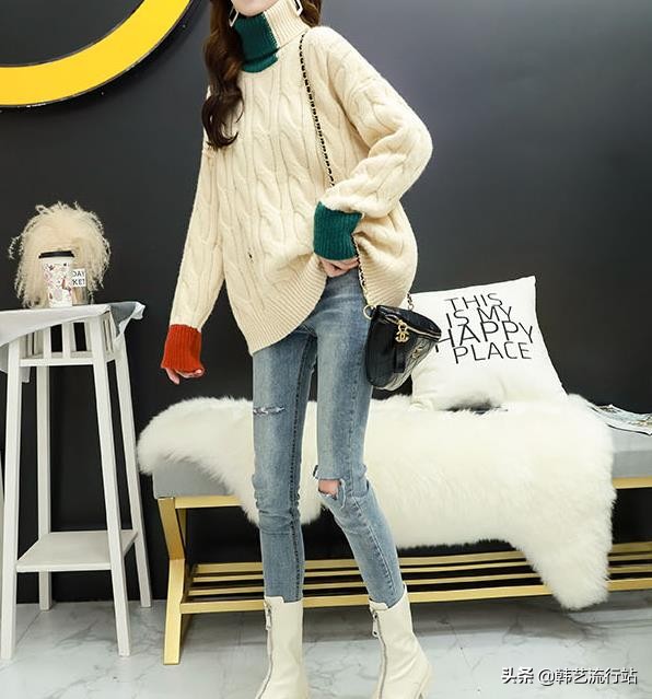 2020元旦韩国发布的新款毛衣款，再次流行休闲款，主题细节带个性