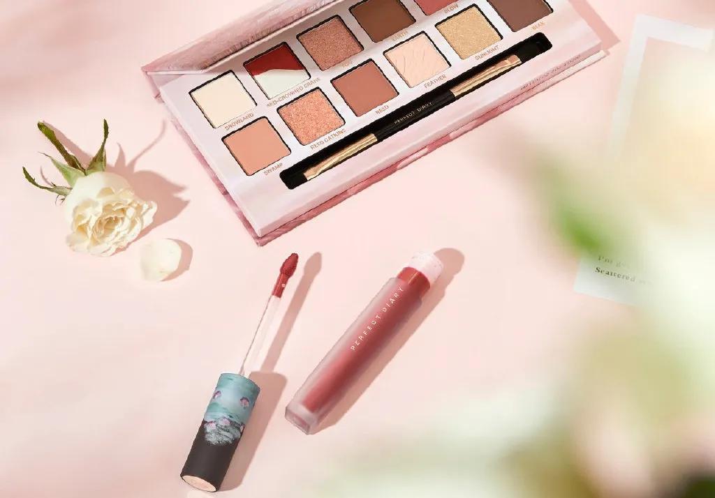 完美日记里的东西多少钱,完美日记人民币估值